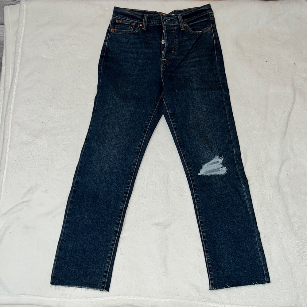 Levi’s, dark wash ankle length, high waisted, wide leg, wedgie straight 28W 28L